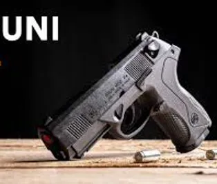Pistola semiautomatica a salve Bruni mod.P4 cal.8 e 9mm.