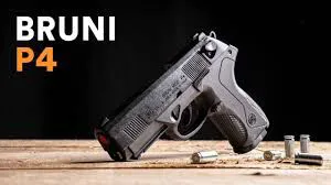 Pistola semiautomatica a salve Bruni mod.P4 cal.8 e 9mm.