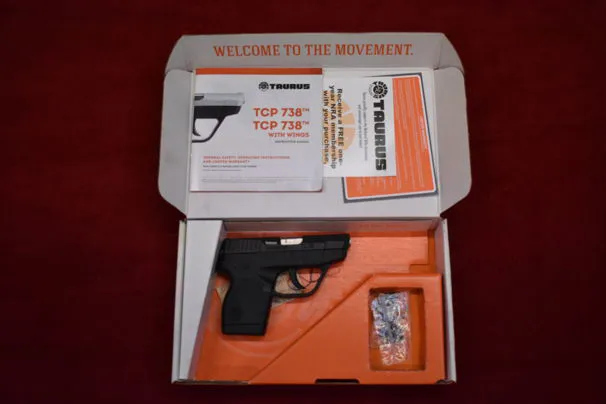 TAURUS PT 738