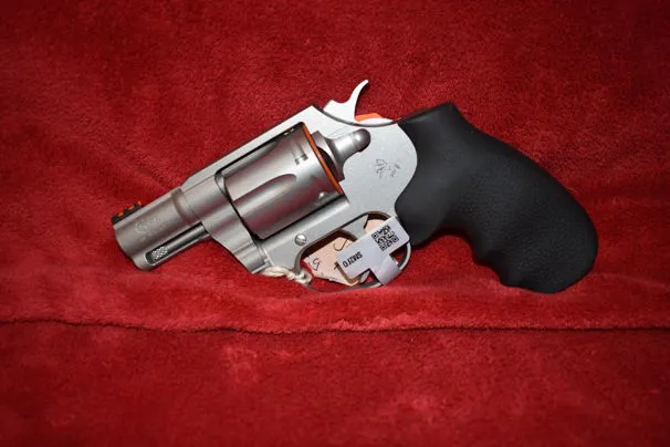 COLT COBRA 38 SP+P