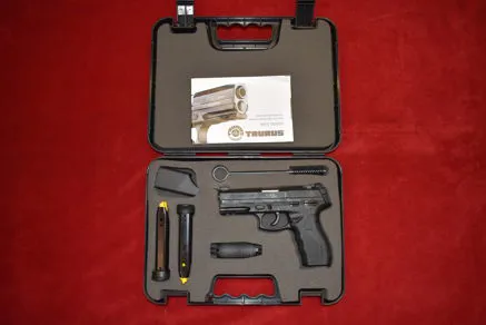 PISTOLA SEMIAUTOMATICA TAURUS PT809 