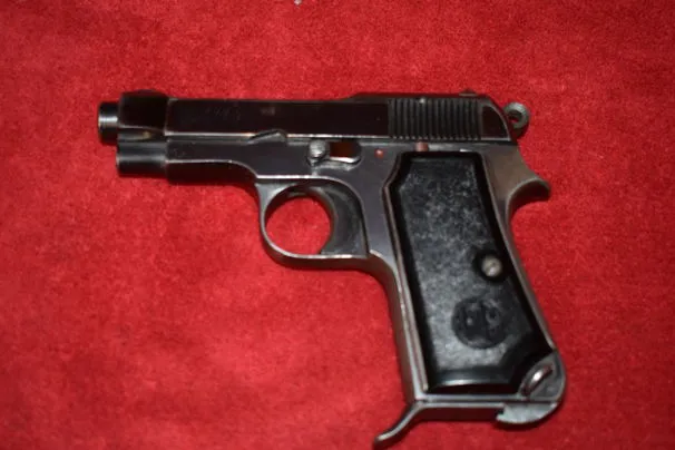 PISTOLA SEMIAUTOMATICA BERETTA 1935
