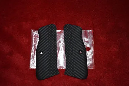 GUANCETTE IN RESINA GRIP NERE PER CZ SHADOW 2