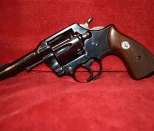 COLT OFFICIER POLICE 
