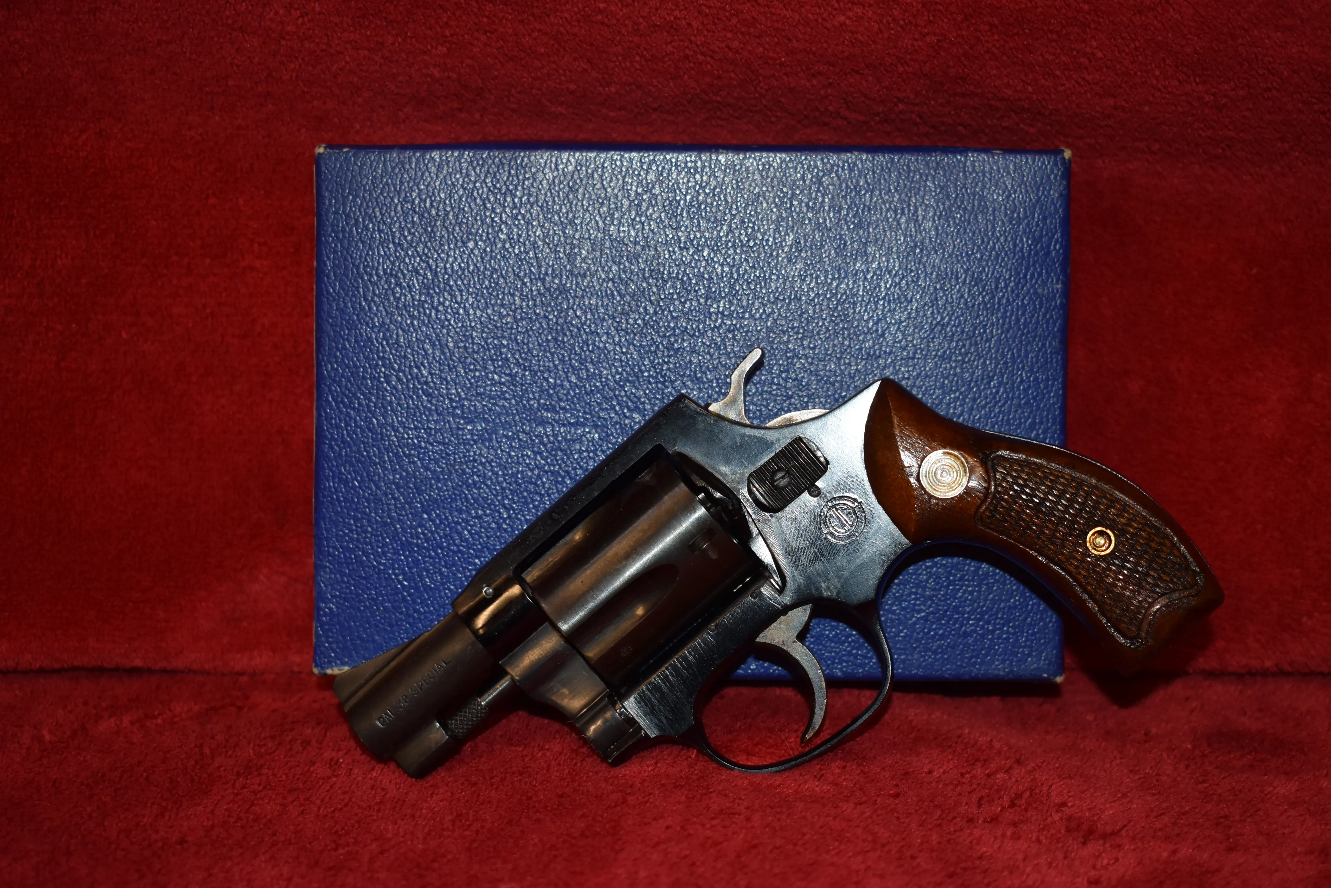 REVOLVER EIG E9 PROTECTOR 38 Sp.