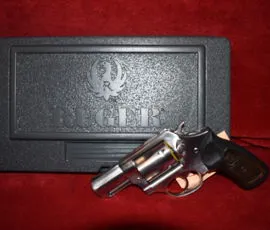 REVOLVER RUGER SP 101