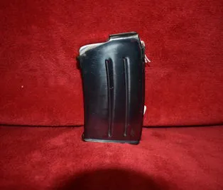 CARICATORE PRISMATICO DA 4 COLPI  PER FUCILE SEMIAUTOMATICO BERNARDELLI CAL.12