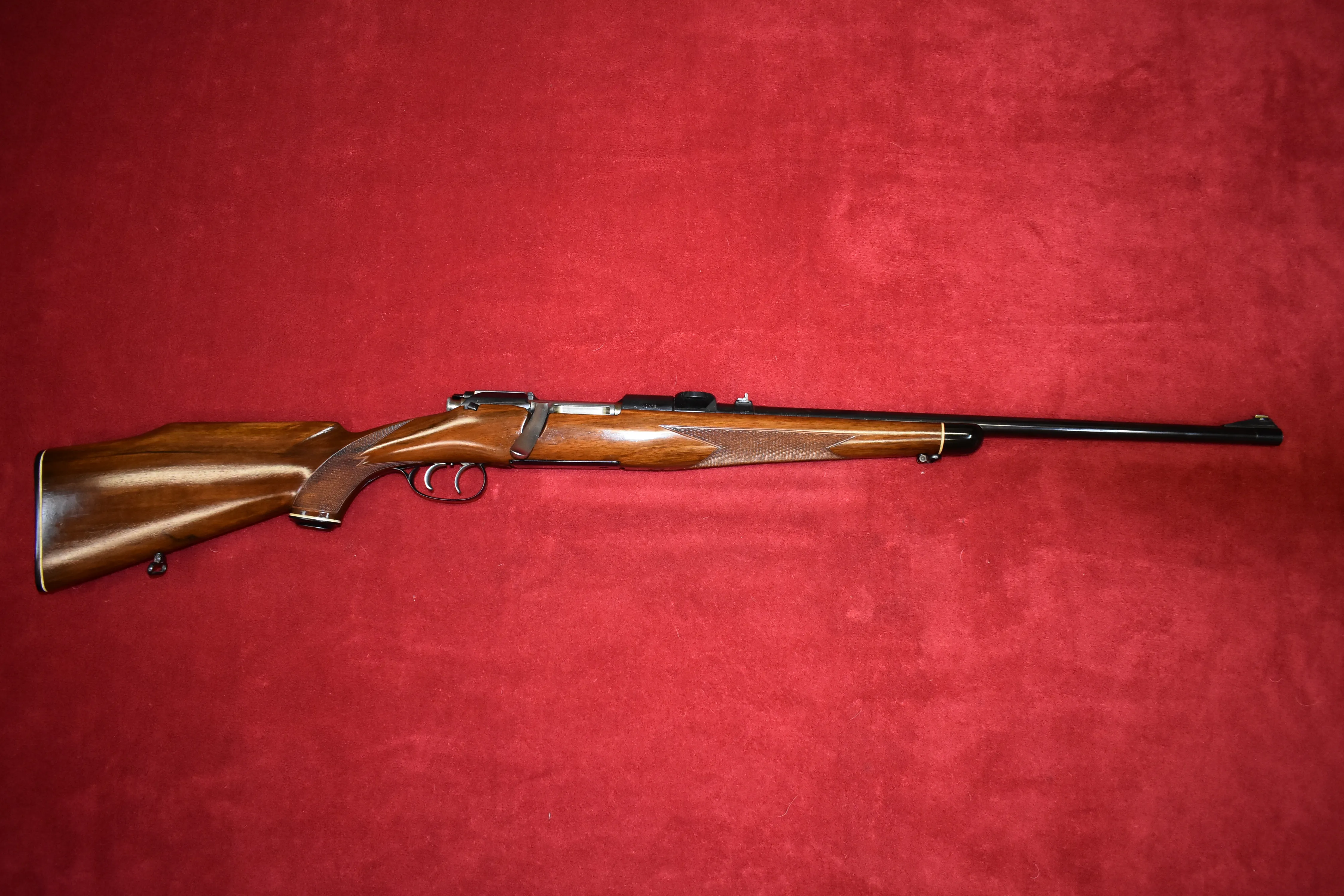 CARABINA BOLT ACTION STEYR MCA 