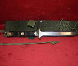 RARISSIMO PUGNALE MILITARE DA COLLEZIONE JHON EK RICHMOND VA U.S.A.