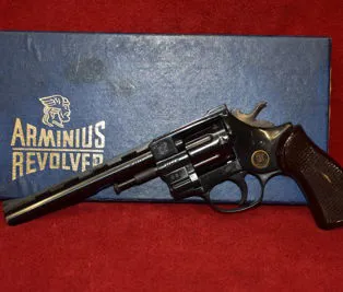 REVOLVER ARMINIUS HW7 22 LR