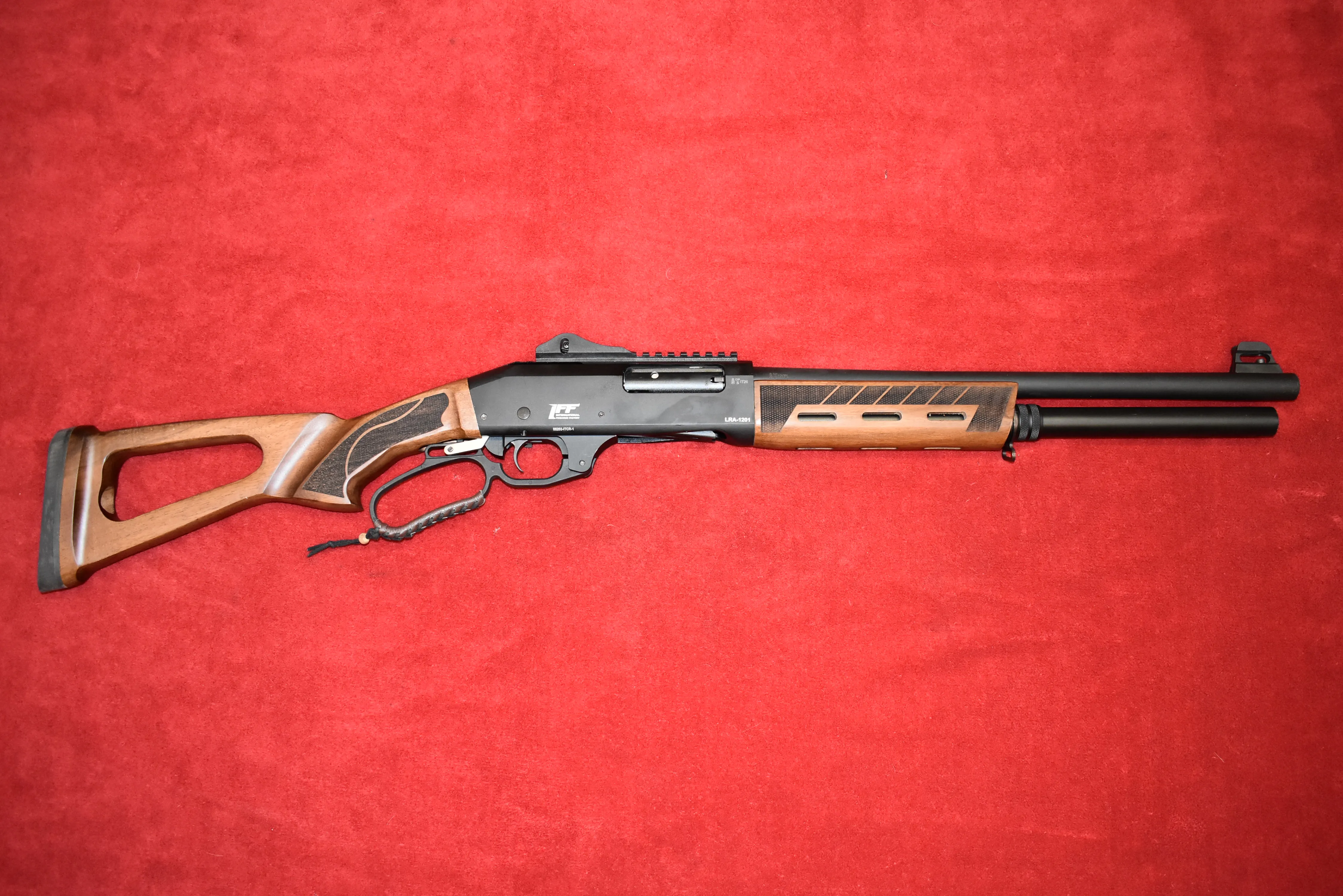 FUCILE A LEVA IFF LRA-1201 cal.12