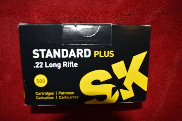 CARTUCCE SK STANDARD PLUS CAL.22LR