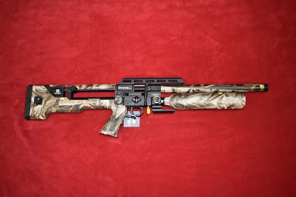 CARABINA PCP REXIMEX THRONE CAMO 