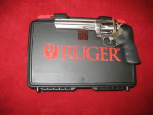 REVOLVER RUGER GP100