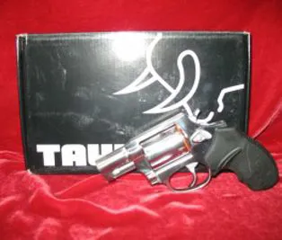 REVOLVER TAURUS 605 CARRY INOX